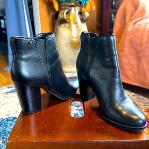 Aldo Ankle Boots, size 8